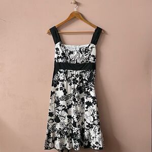 Vintage A.P.N.Y. Y2K Girls’ Size 12 White & Black Floral Dress EUC